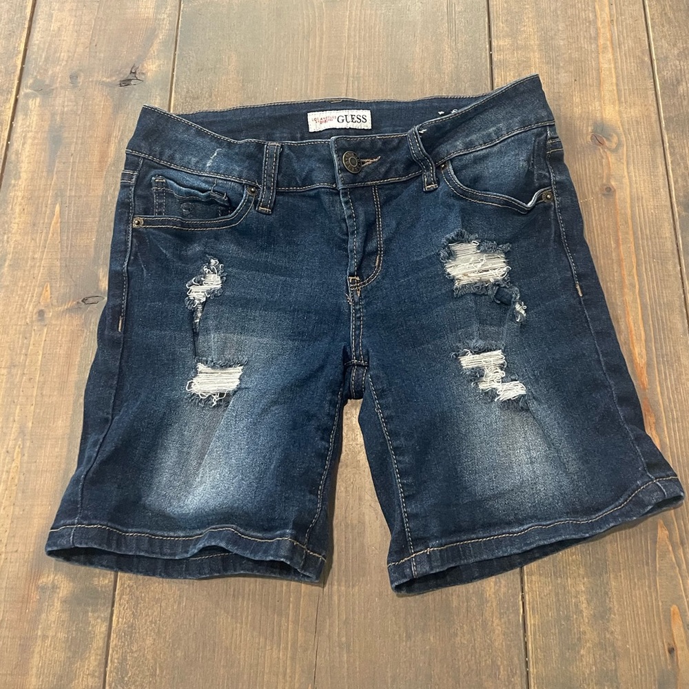 GUESS Women’s Juniors Solid Blue Denim Jean Ripped Shorts Size: 26